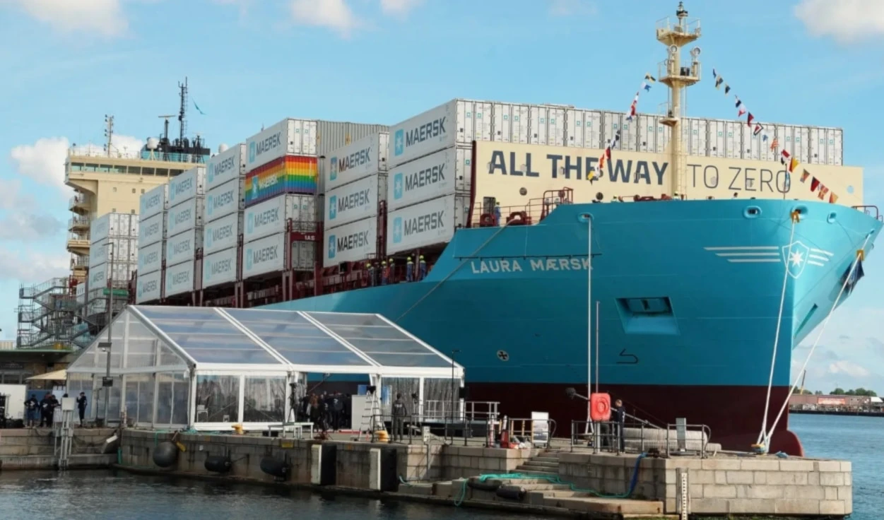 Varios buques de carga evitaron el paso por el Mar Rojo debido a los ataques de las fuerzas yemenitas contra barcos israelíes y extranjeros que viajen a dirección a puertos de la entidad sionista.