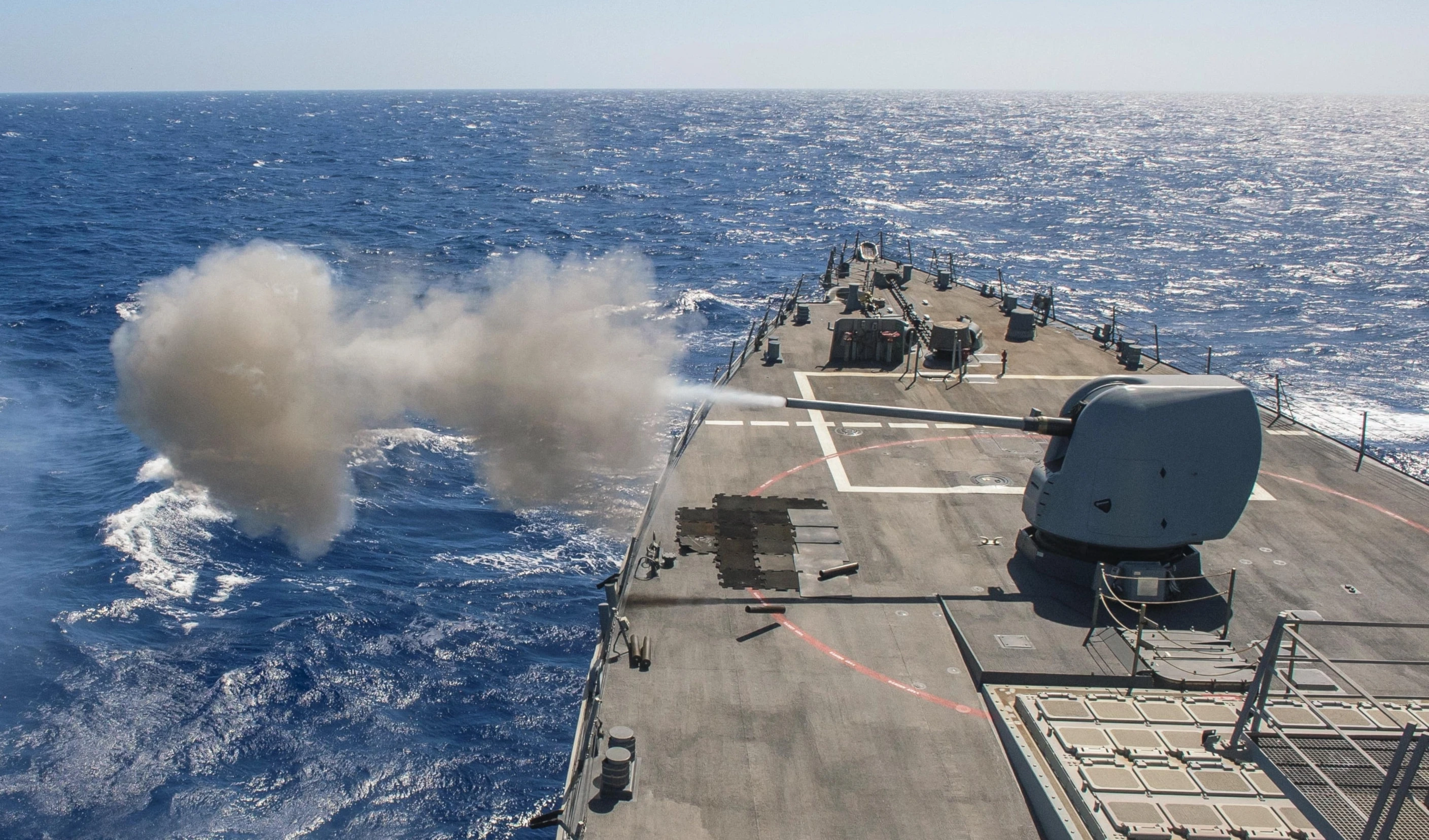 Empeoraron problemas de la Marina de Estados Unidos  en el Mar Rojo Empeoraron problemas de la Marina de Estados Unidos  en el Mar Rojo
