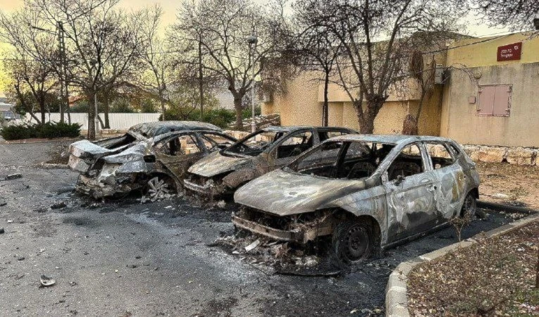 Hizbullah bombardea asentamientos de Metulla y Ramot Naftali.