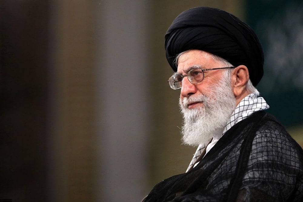 El Líder de la Revolución y de la República Islámica de Irán, Sayyed Ali Khamenei.