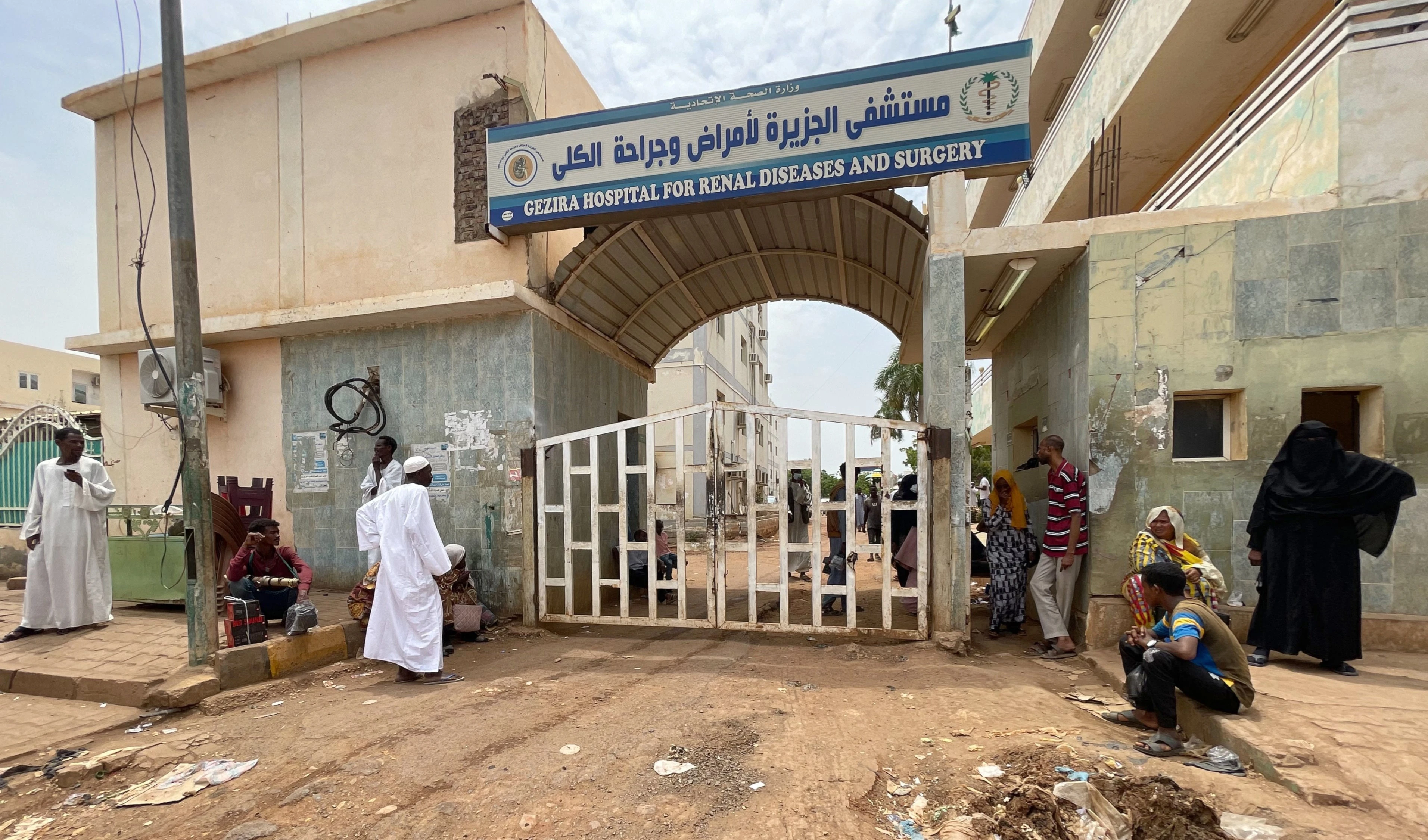 Varias instalaciones médicos colapsaron en Sudán.