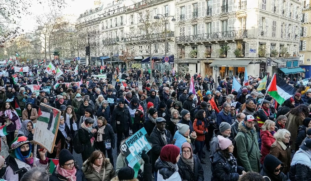 Miles de personas reclaman en Francia el alto al fuego en Gaza. Foto: AFP.