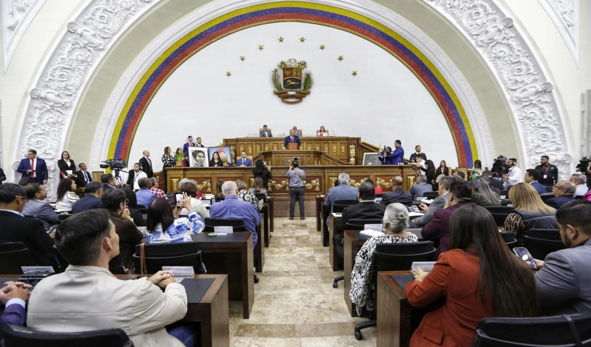 El órgano legislativo debatió la ley con urgencia reglamentaria en sesión ordinaria.