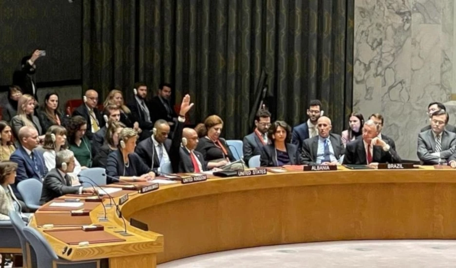 EE.UU. veto ante el Consejo de Seguridad un proyecto de resolución árabe que apoya un alto al fuego inmediato en la Franja de Gaza.