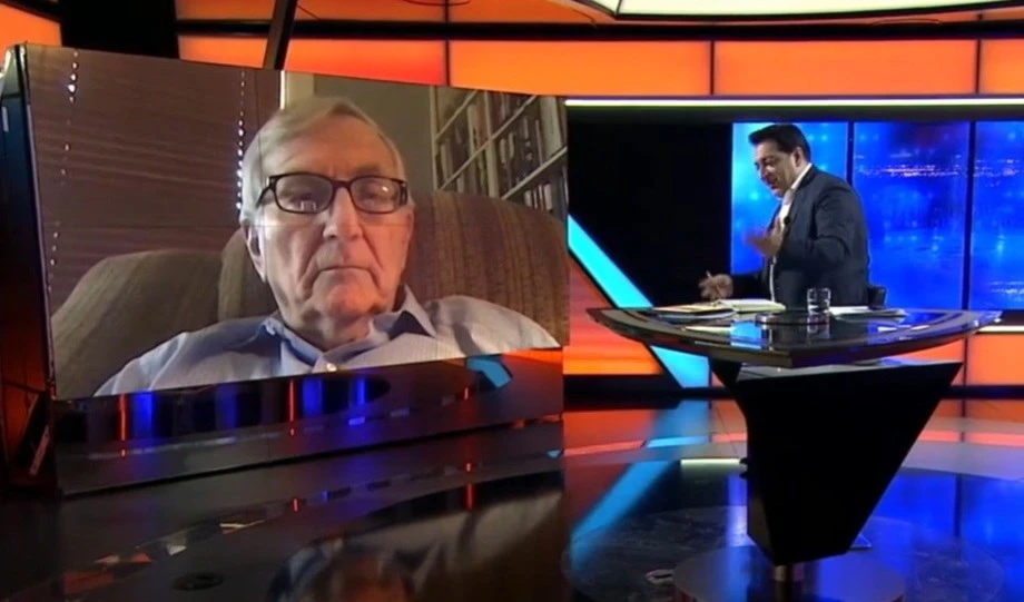 Seymour Hersh concede entrevista a RT. Seymour Hersh concede entrevista a RT.