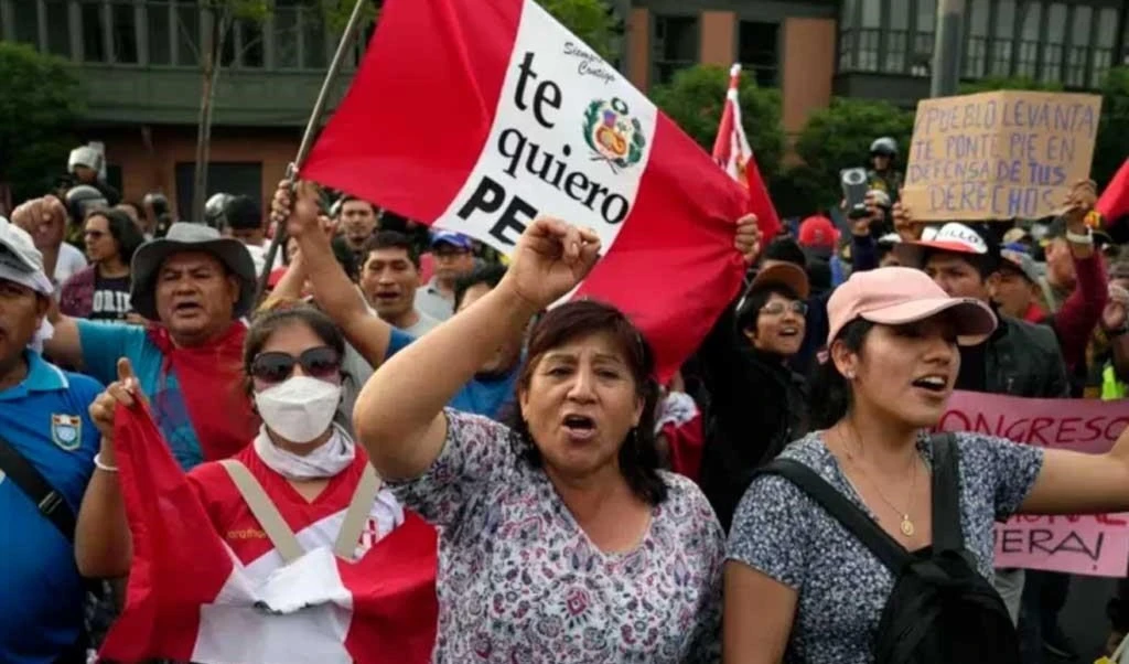 Las protestas estallaron en diciembre pasado, cuando el Congreso destituyó y encarceló al expresidente Pedro Castillo. Las protestas estallaron en diciembre pasado, cuando el Congreso destituyó y encarceló al expresidente Pedro Castillo.