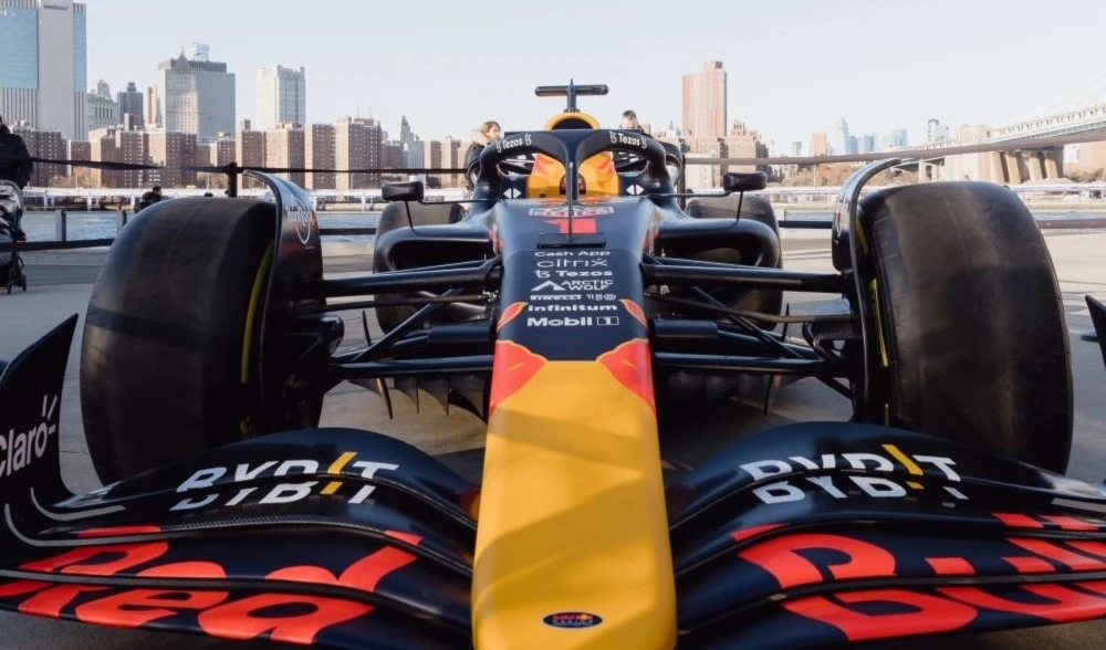 Red Bull trae sorpresas