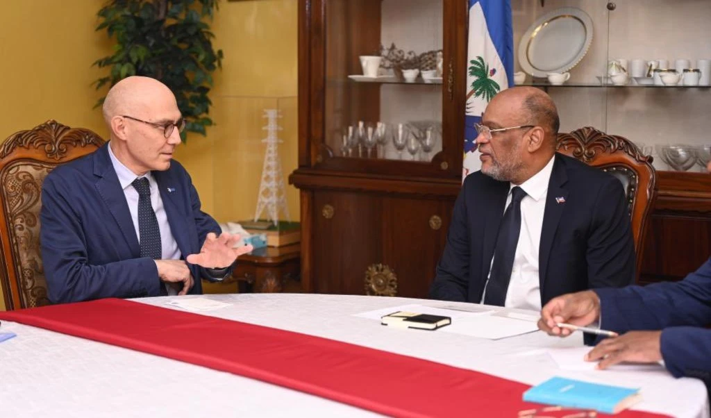 Primer ministro haitiano recibe a alto comisionado de la ONU Primer ministro haitiano recibe a alto comisionado de la ONU