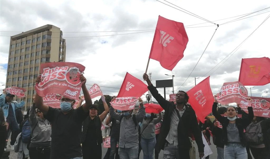 Fuera Lasso, reclamo de universitarios en Ecuador