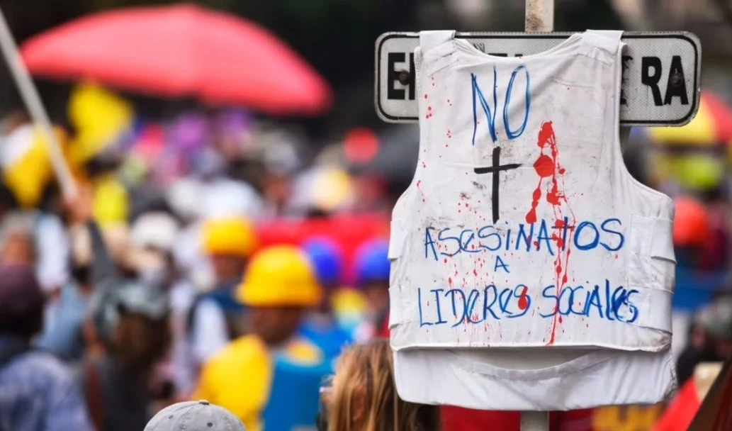 Indepaz explicó que el activista Wilson Bomba, de 31 años de edad, fue asesinado cuando hombres armados atacaron una comisión de la Guardia Indígena.