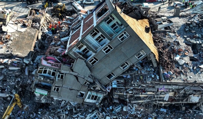 Millones de personas perdieron sus hogares tras la devastación.