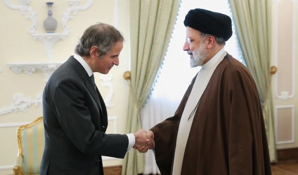 Ebrahim Raisi recibió al Director General de la AIEA, Rafael Grossi.