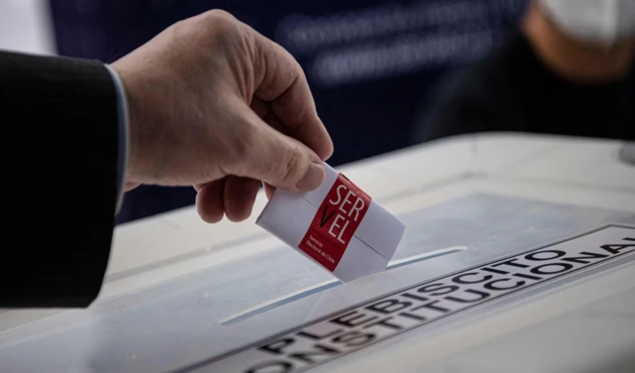 La nueva campaña se extenderá hasta el 4 de mayo, y la elección de los miembros del Consejo Constitucional será el 7 del mismo mes. La nueva campaña se extenderá hasta el 4 de mayo, y la elección de los miembros del Consejo Constitucional será el 7 del mismo mes.