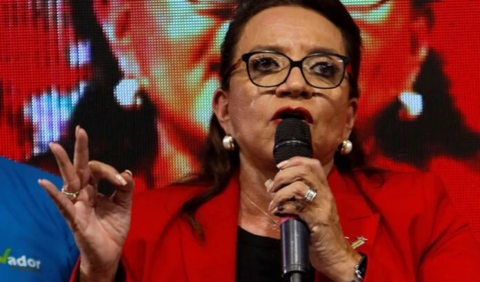 Xiomara Castro denunció a quienes intentan desestabilizar su Gobierno.