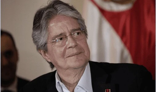 Continúa la presentación de argumentos contra presidente de Ecuador