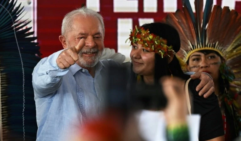 Lula da Silva decreta seis nuevas reservas originarias en Brasil. Foto: AFP. Lula da Silva decreta seis nuevas reservas originarias en Brasil. Foto: AFP.
