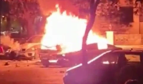 Estalla un artefacto explosivo en un coche en Damasco Estalla un artefacto explosivo en un coche en Damasco