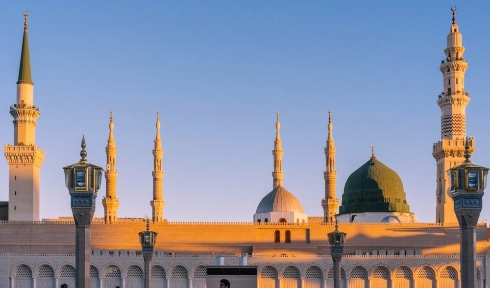 Millones de peregrinos visitan Medina durante el Ramadán. Foto: Istock.