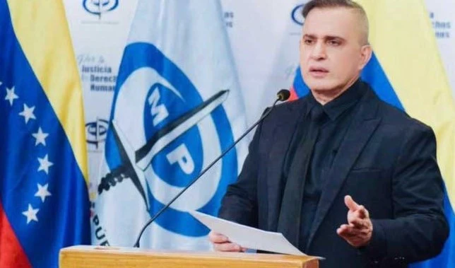 Suman 51 detenidos en trama de corrupción en Venezuela