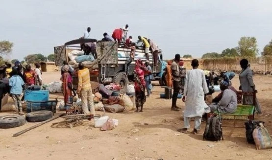 Unos 90 mil refugiados sudaneses llegaron a la vecina Chad. Unos 90 mil refugiados sudaneses llegaron a la vecina Chad.