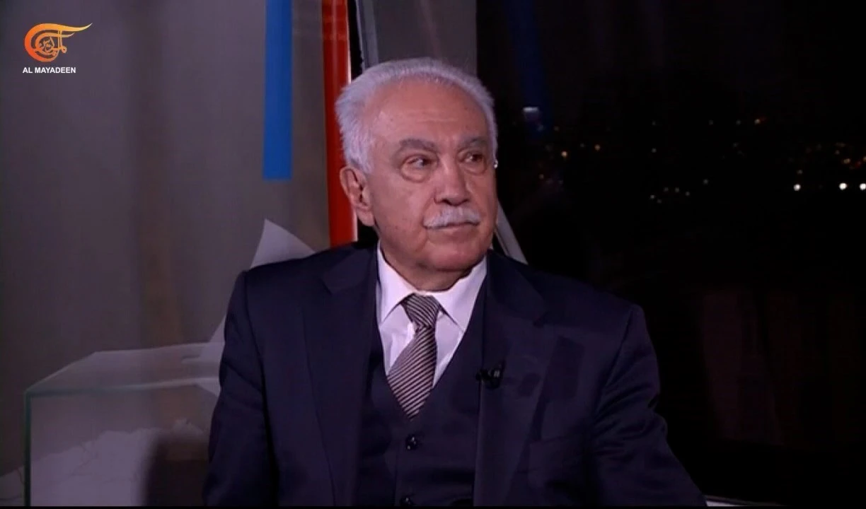 Líder del Partido de la Patria de Turquía, Doğu Perinçek.