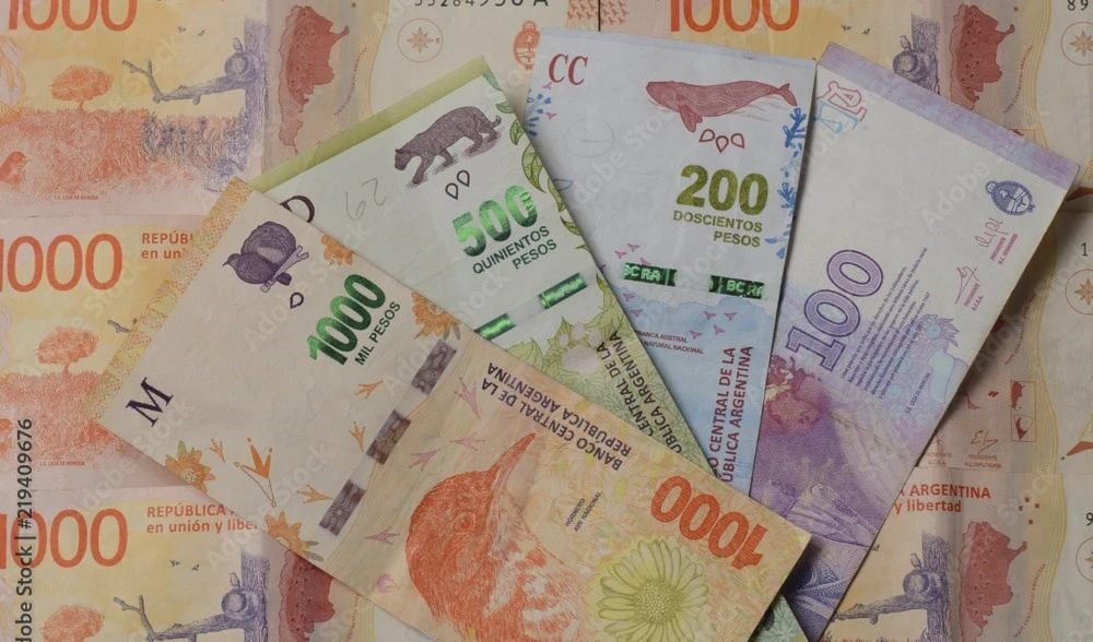 Pesos argentinos. Pesos argentinos.