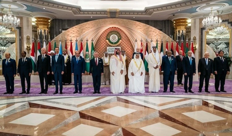 Siria retoma su asiento en la Liga Árabe.