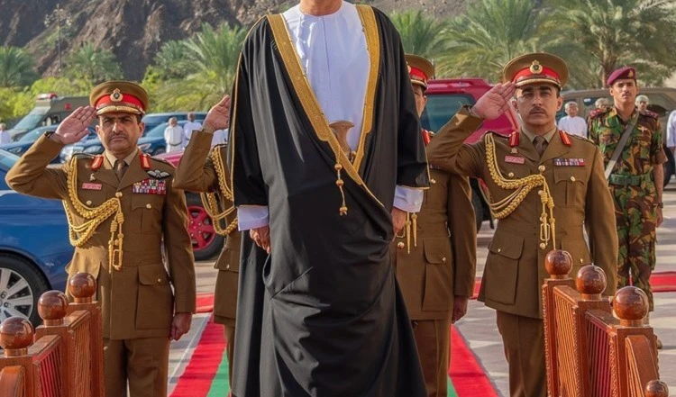 El sultán de Omán, Haitham bin Tariq.
