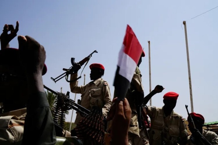 Denuncian destrucción de instituciones emblemáticas en Sudán