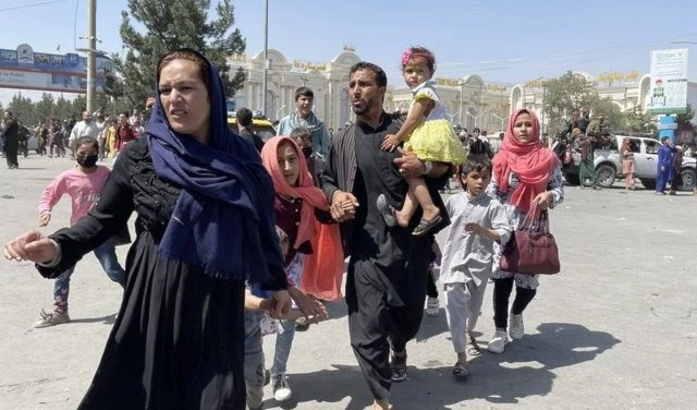 ¿Por qué estos refugiados afganos siguen atrapados en el limbo?