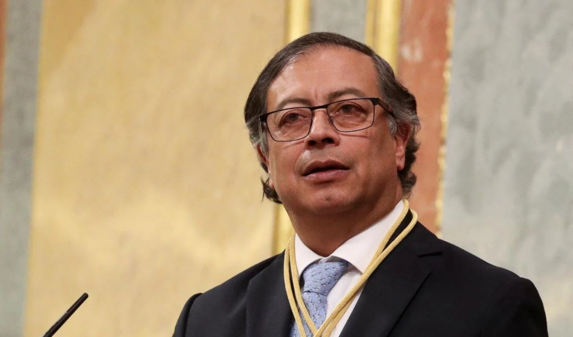 De concretarse aquella idea, el error sería dantesco, manifestó el Gustavo Petro.