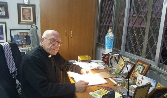El padre Elías Zahlawisi. Foto: Nadine Sayegh 