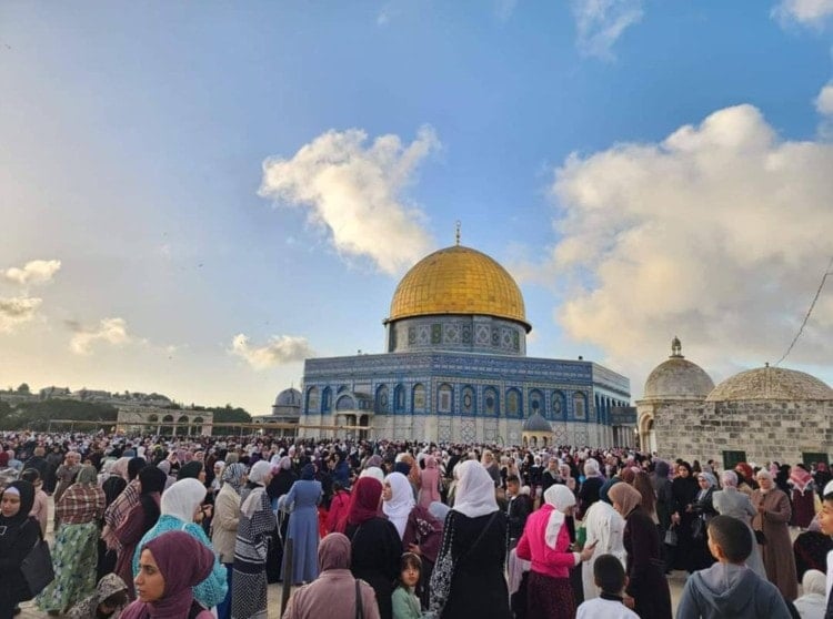 Voces palestinas piden tutela efectiva sobre la Mezquita de Al Aqsa