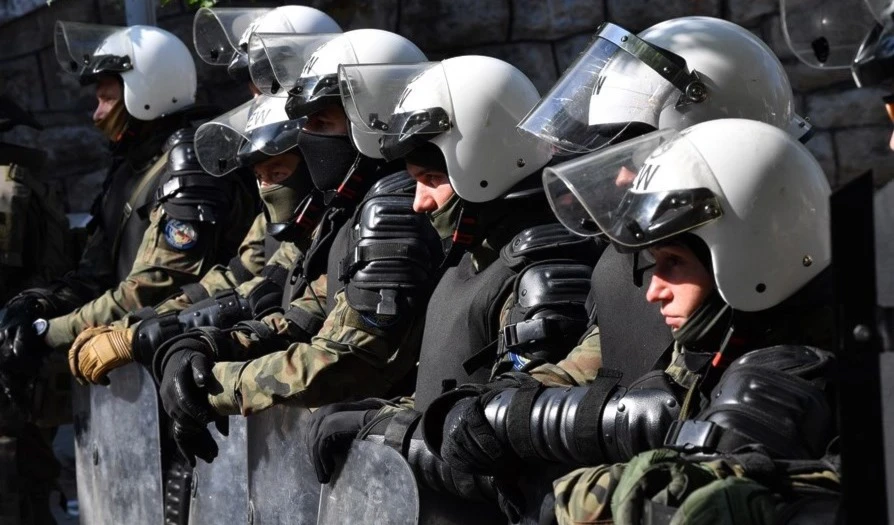 La farsa de la misión de los Balcanes de la OTAN