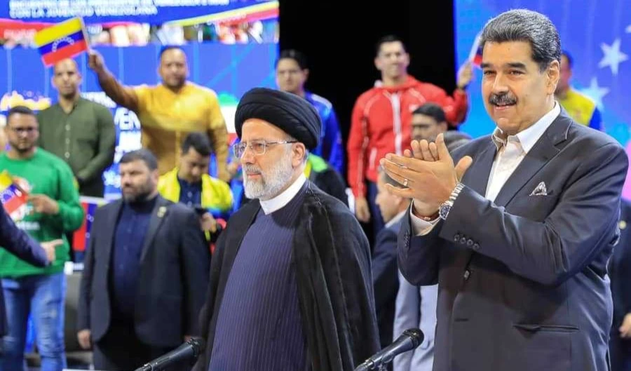 Raisi y Maduro se reúnen con juventud de Venezuela