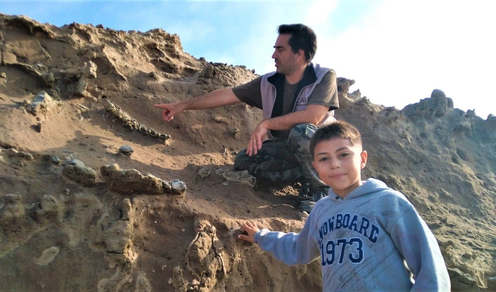 Niño de ocho años descubre en Argentina fósiles de 100 mil años. Foto: Museo de Ciencias Naturales de Miramar. Niño de ocho años descubre en Argentina fósiles de 100 mil años. Foto: Museo de Ciencias Naturales de Miramar.