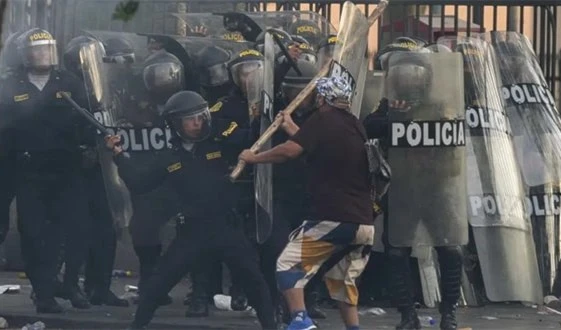 En Perú convocan a tercera “Toma de Lima”