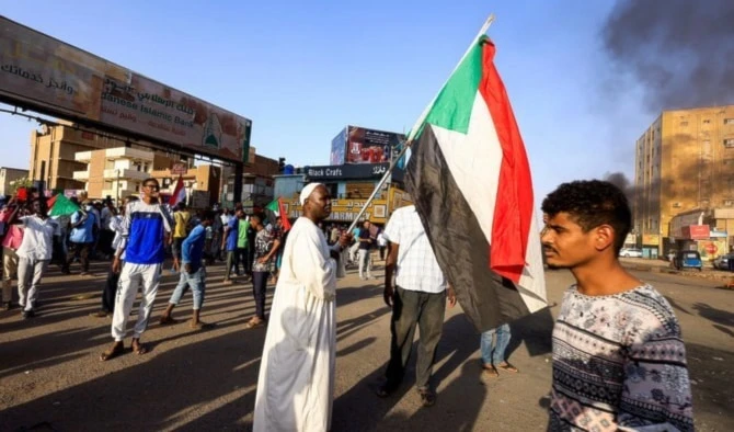 Continúan las batallas y las manifestaciones en Sudán