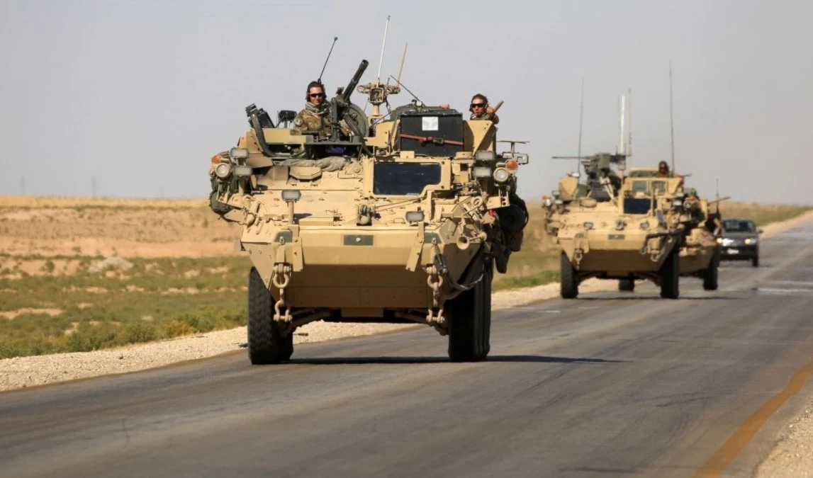 La carga la dirigieron hacia las bases de la coalición en Al-Shaddadi, en los campos de Hasakeh y de Deir Ezzor.