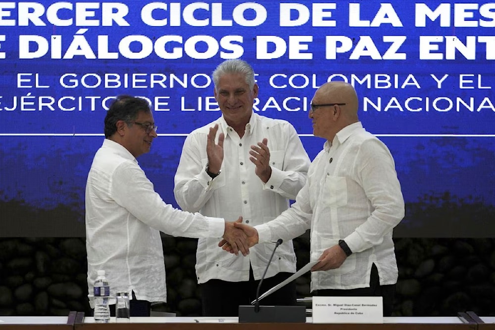 Gobierno de Colombia y ELN pactan cese al fuego bilateral y temporal