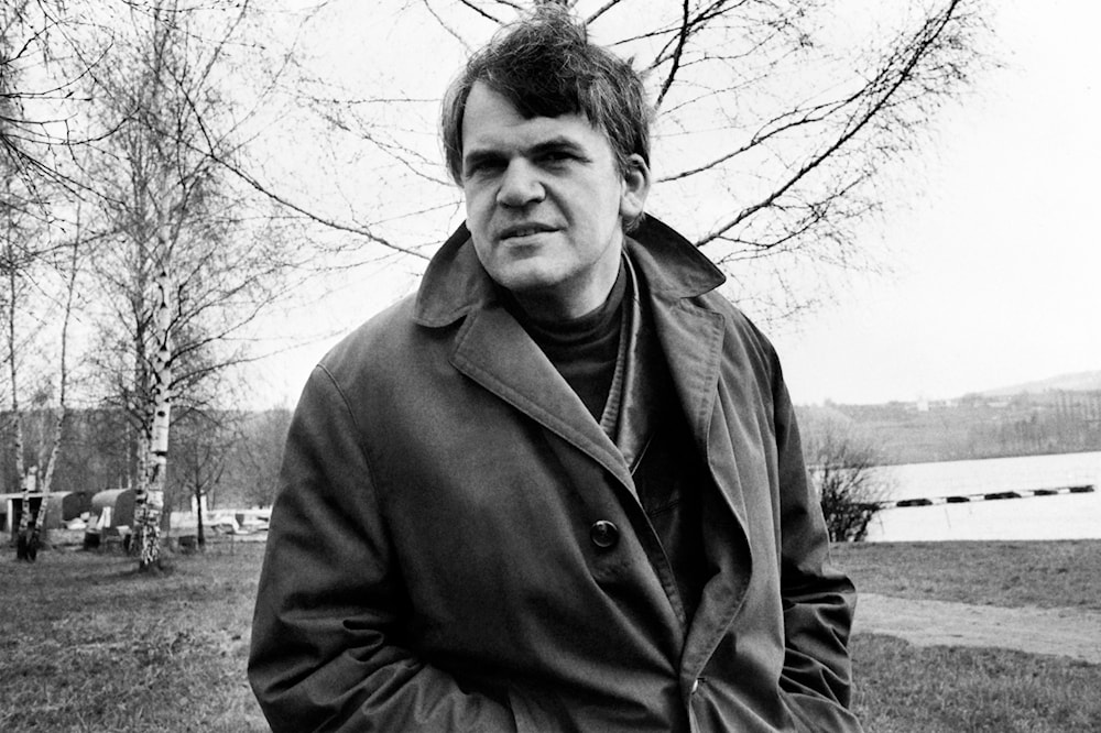 Escritor Milán Kundera falleció a los 94 años en Francia. Foto: AFP. 