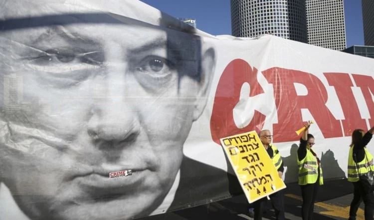 La atmósfera interna en "Israel" refleja su disuasión en la región y la debilita.