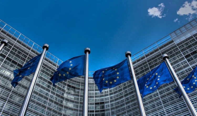 Europa prorroga seis meses exención humanitaria de sanciones a Siria