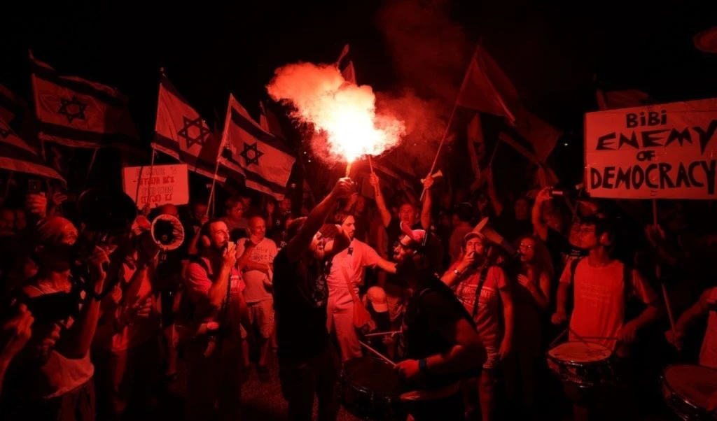 Organizadores de protestas en "Israel" amenazan con ampliar su círculo