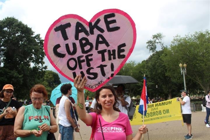 Firme apoyo a Latinoamérica frente a la Casa Blanca, en Estados Unidos