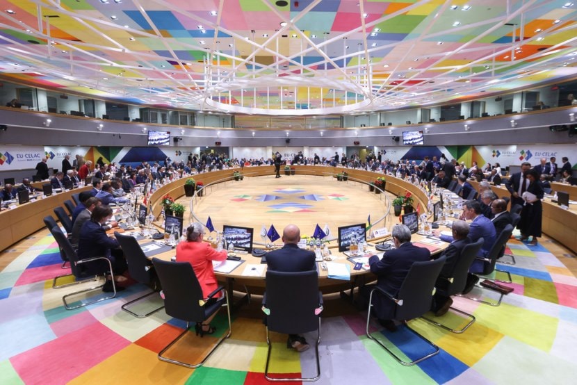 La III Cumbre Celac-UE se desarrolla en la sede del Consejo Europeo de Bruselas, Bélgica.