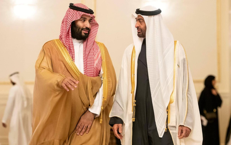 Encuentro entre MOhammad Bin Salman (izquierda) y Mohammad bin Zayed Al Nahyan.