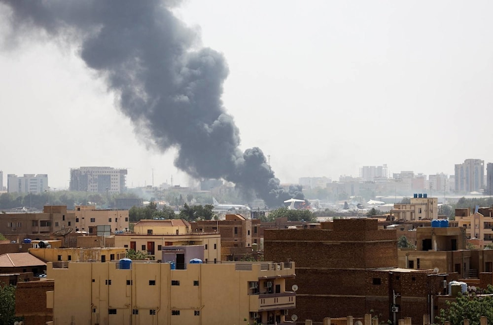 Los combates prosiguen, a pesar de los llamados internacionales a detenerlos. Hace dos días, ambos bandos en conflicto se enfrentaron violentamente en puntos de la ciudad de Bahri.