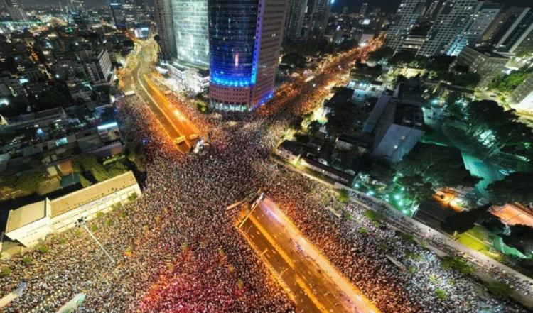 Más de medio millón de israelíes acudieron a la semana 29 de protestas Más de medio millón de israelíes acudieron a la semana 29 de protestas