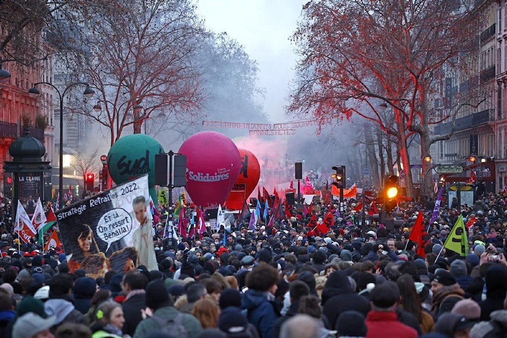 Continúan los disturbios en Francia.